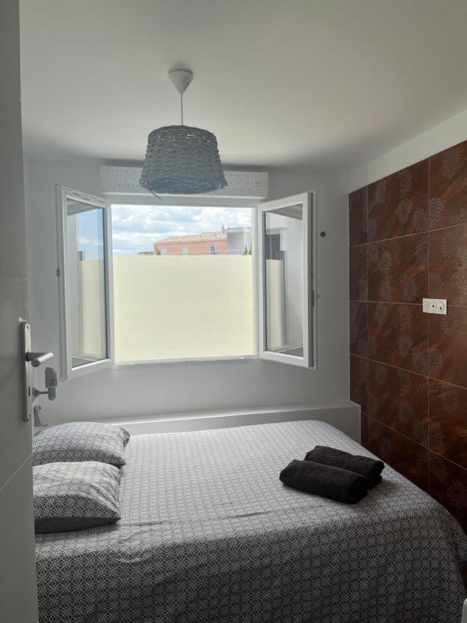 Appartement 4 Personnes, Aeroport Marseille Мариньян Экстерьер фото