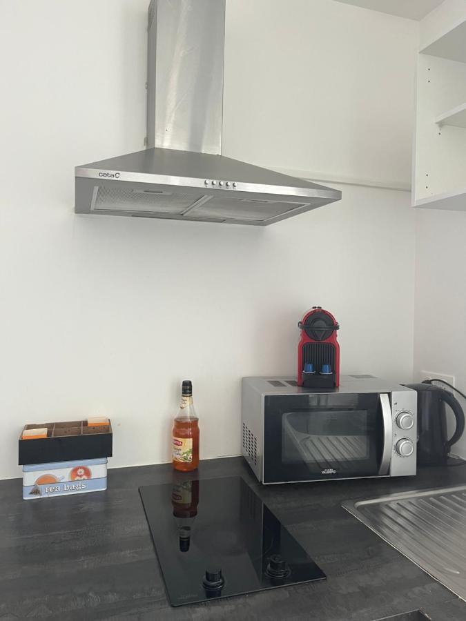 Appartement 4 Personnes, Aeroport Marseille Мариньян Экстерьер фото